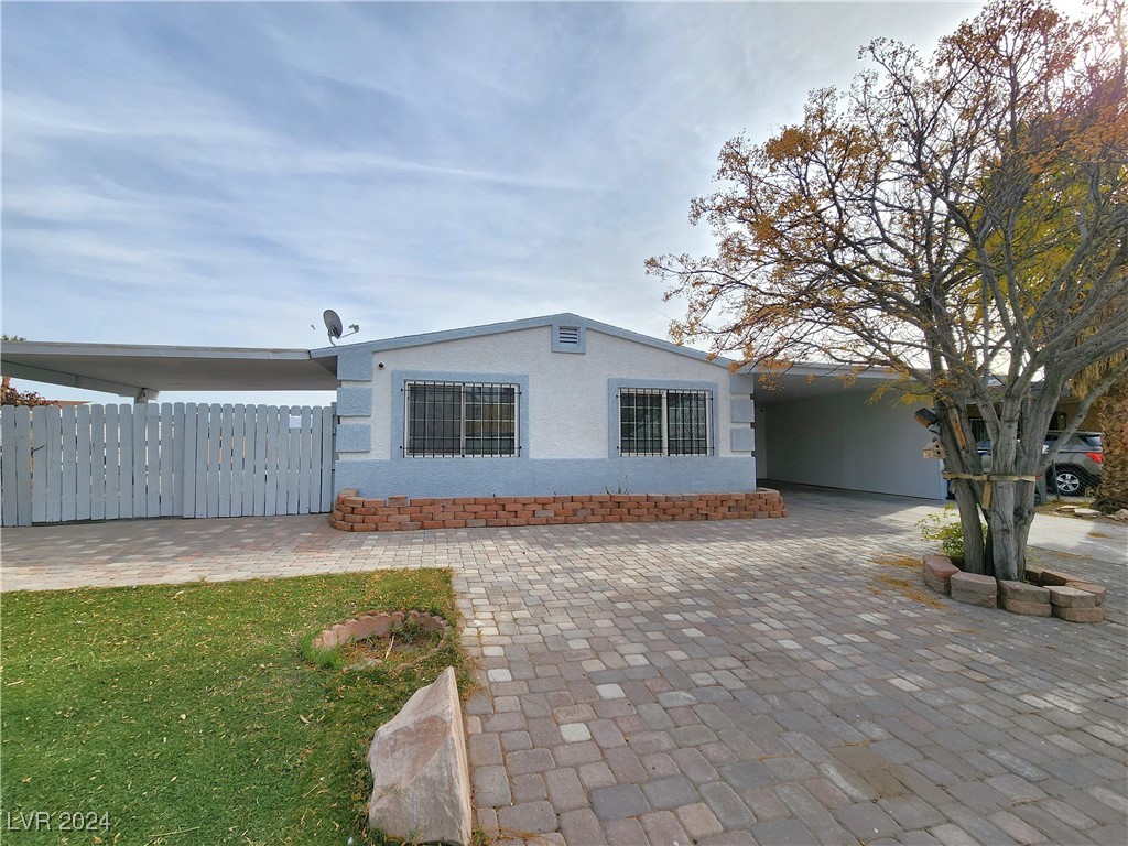 2640 Donna Street Property Photo 4