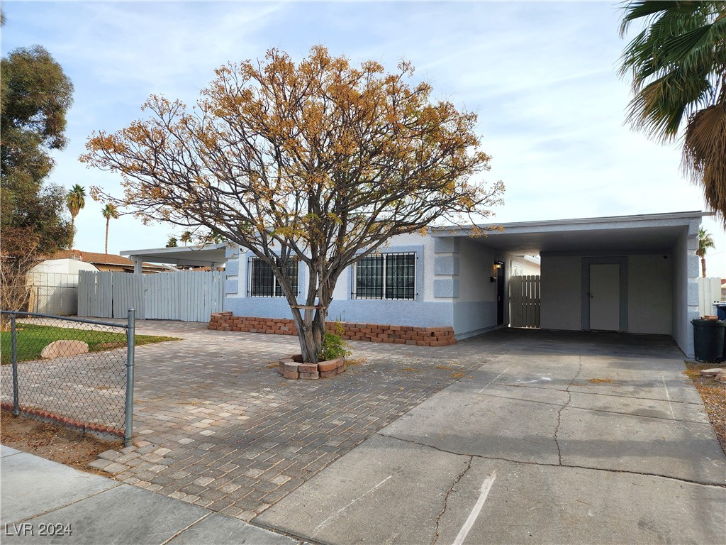 2640 Donna Street Property Photo 6