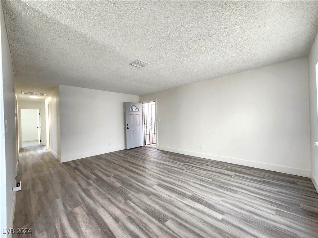 2640 Donna Street Property Photo 12