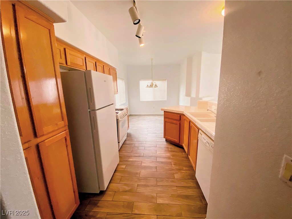 2100 Black Island Street 101 Property Photo 6