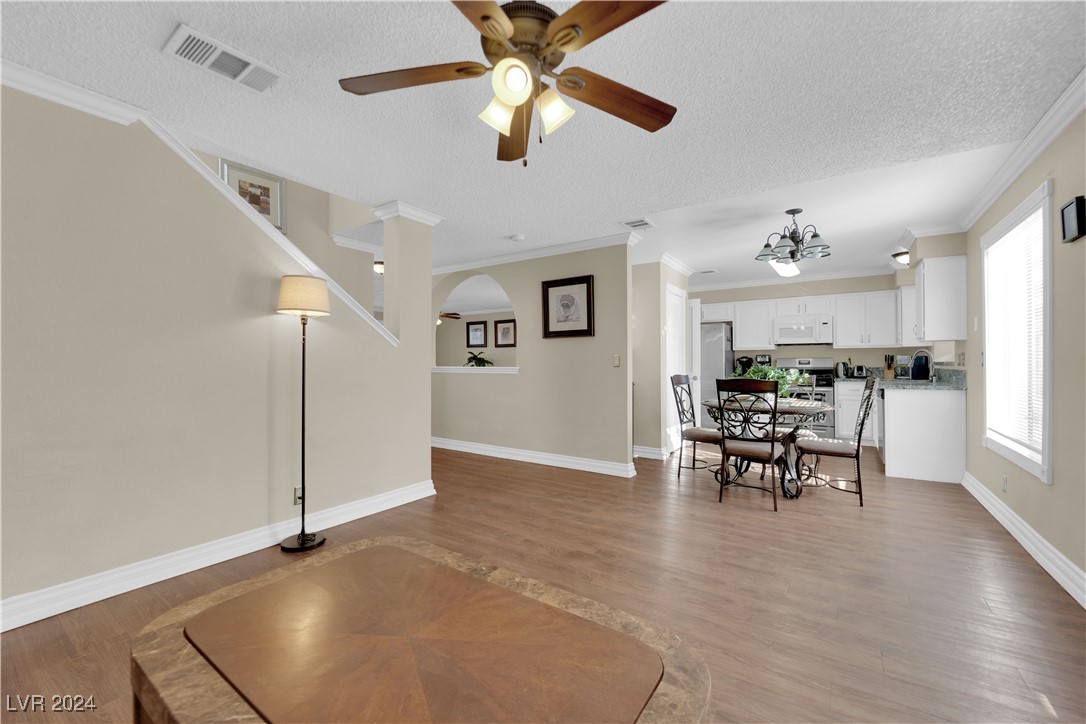 924 High Plains Drive Property Photo 11