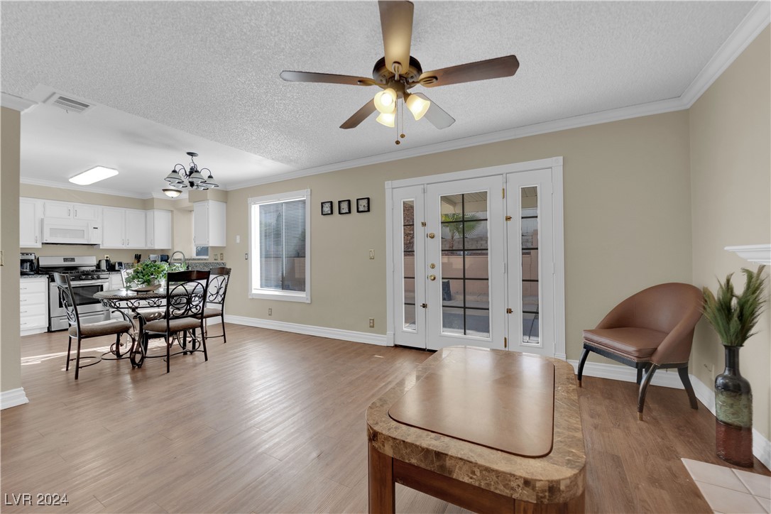 924 High Plains Drive Property Photo 12