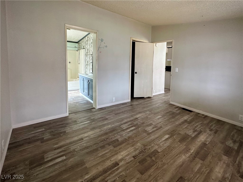 880 Luella Court Property Photo 11