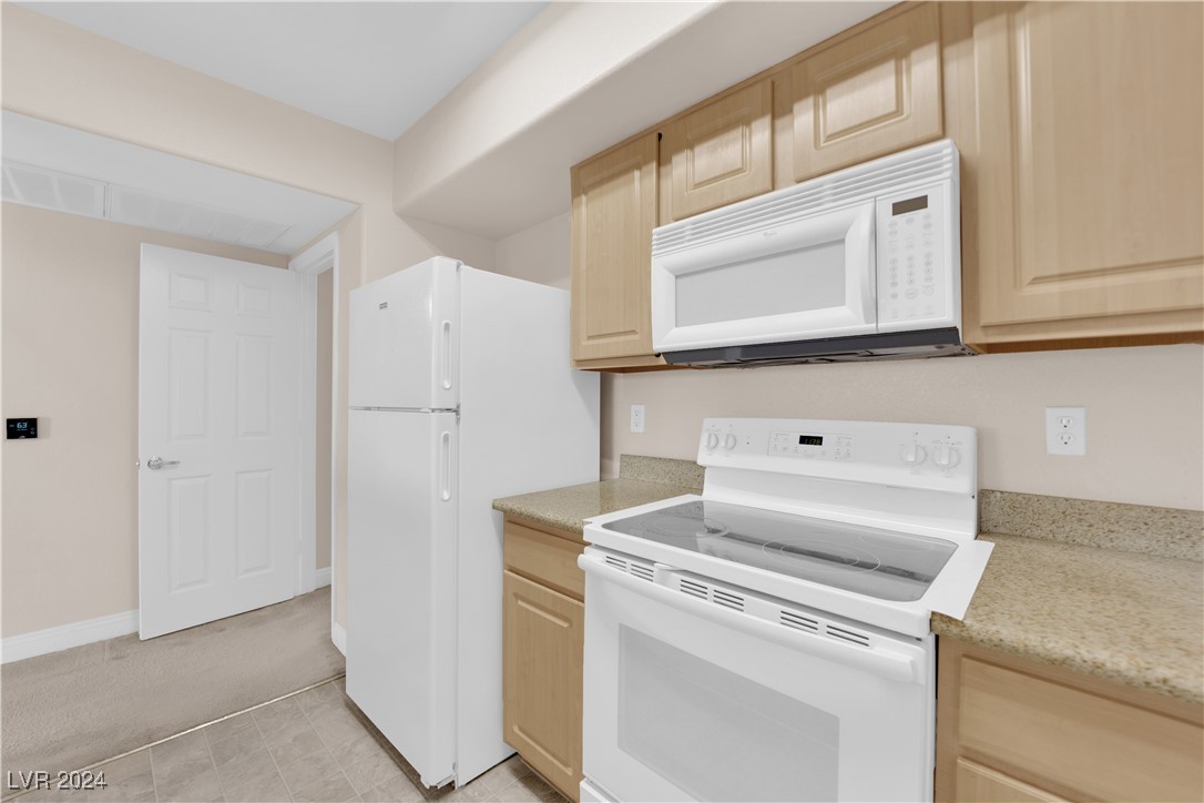 8000 West Badura Avenue 2106 Property Photo 14