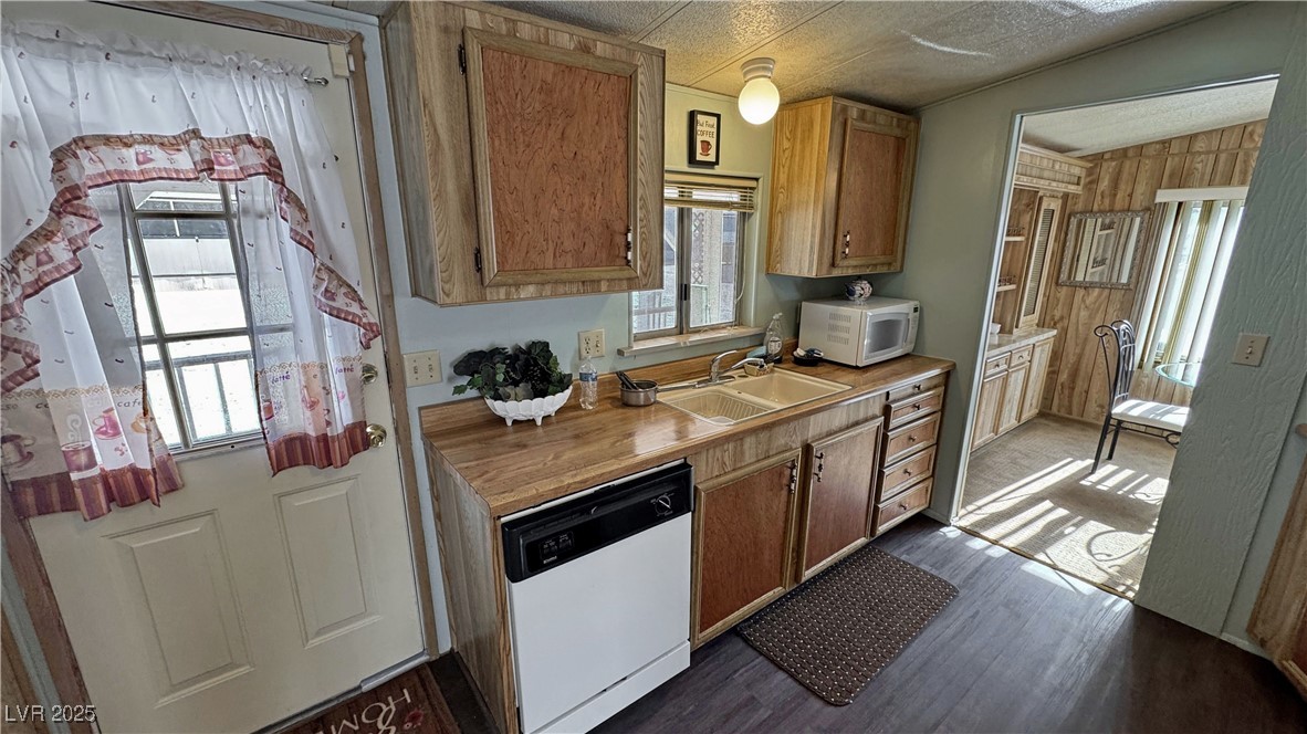 70 West Russell Road Property Photo 19