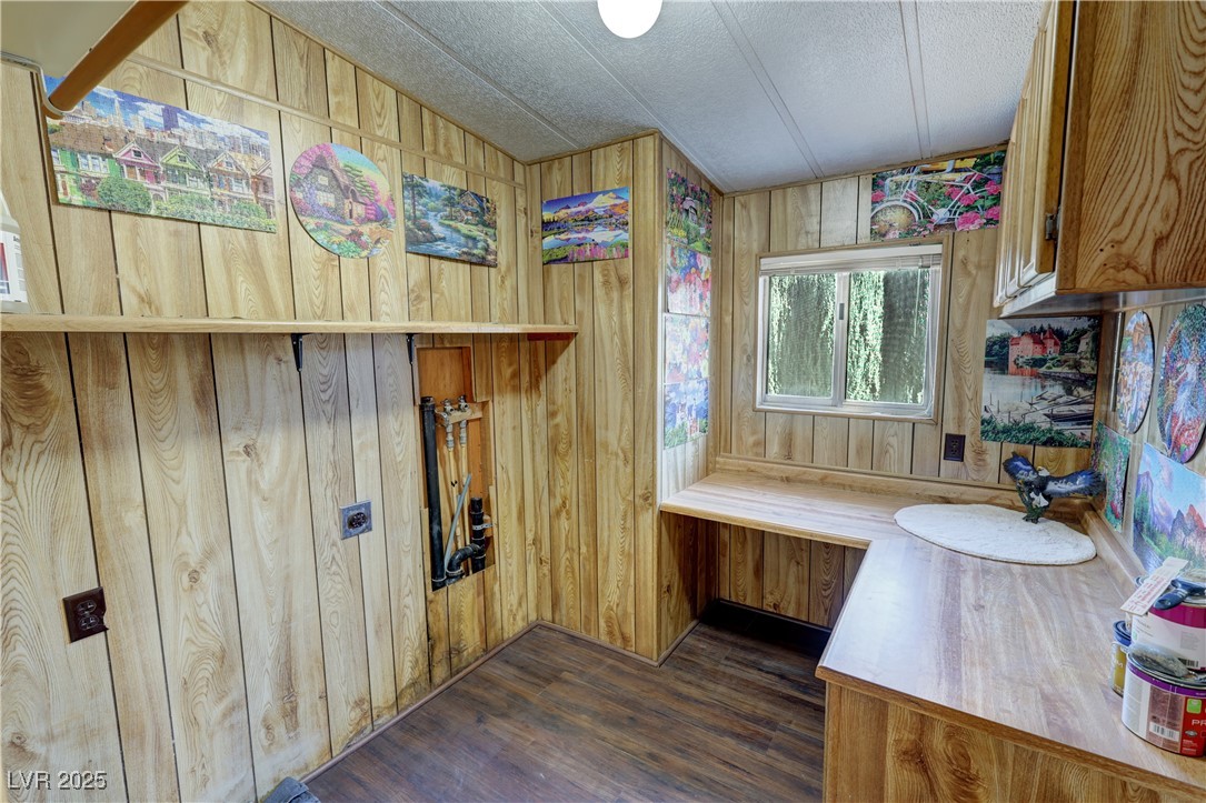 70 West Russell Road Property Photo 21