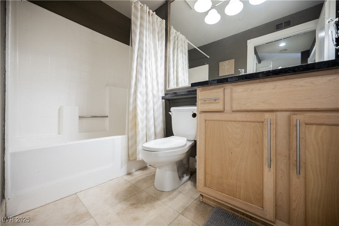 230 East Flamingo Road 212 Property Photo 44