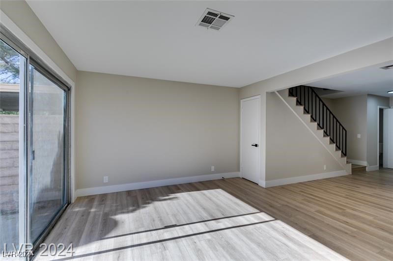 2357 Canfield Drive C Property Photo 9