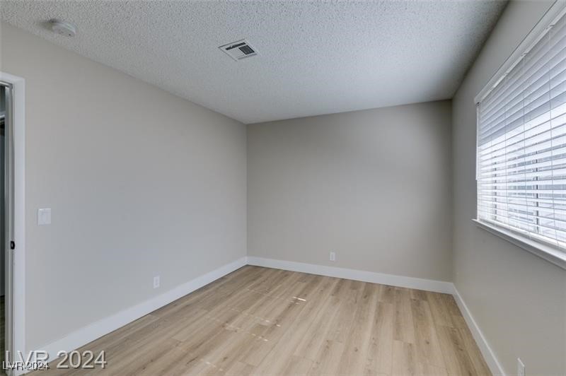 2357 Canfield Drive C Property Photo 12