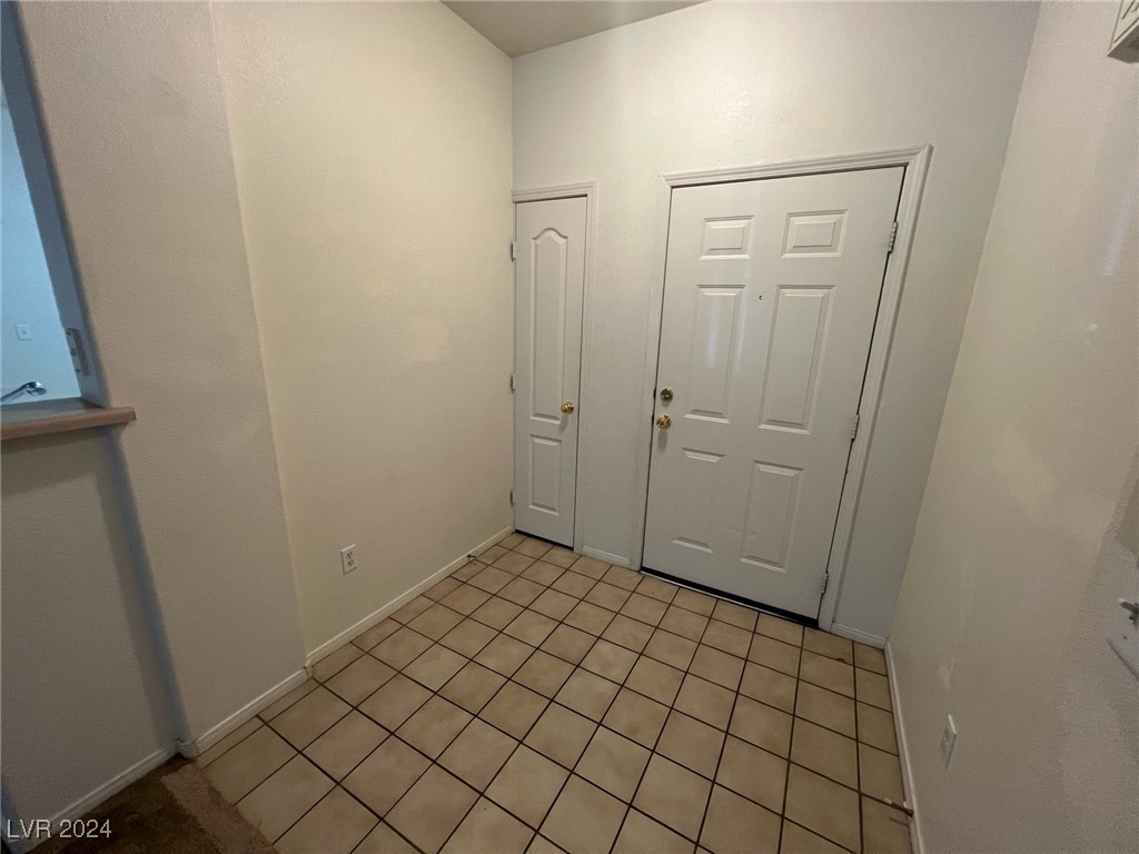 905 Domnus Lane 102 Property Photo 17