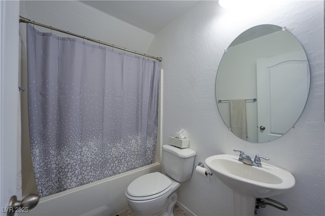 4920 Blue Rose Street Property Photo 13