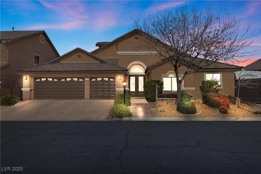5944 Vizzi Court Property Photo 4