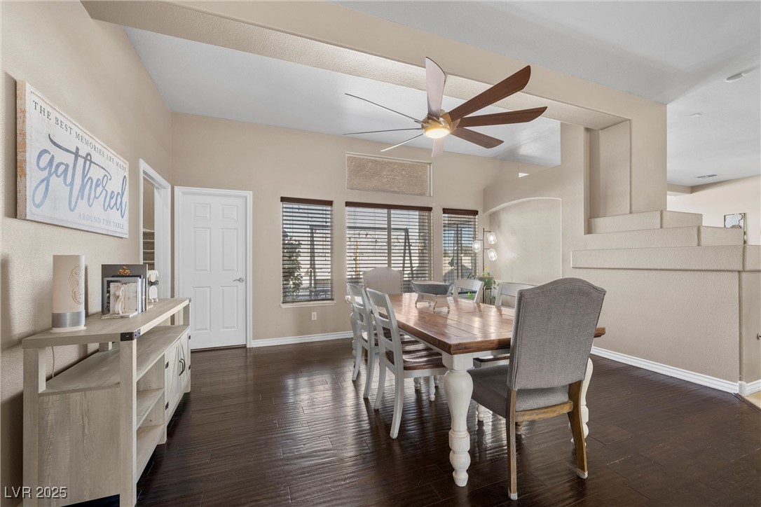 5944 Vizzi Court Property Photo 17