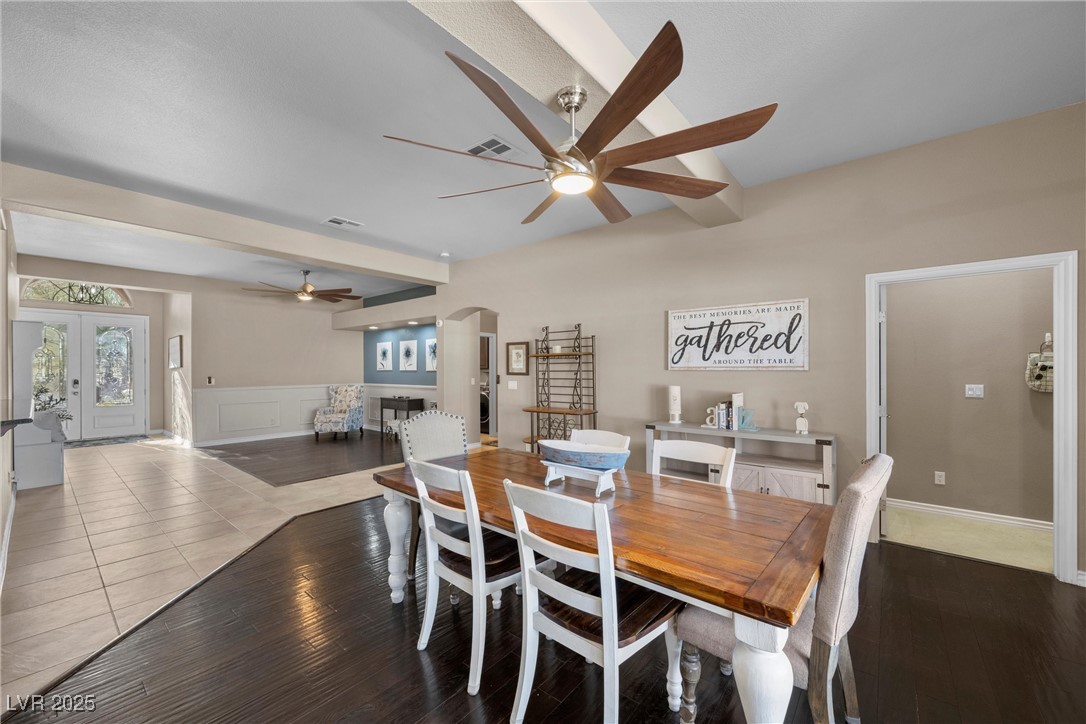 5944 Vizzi Court Property Photo 18