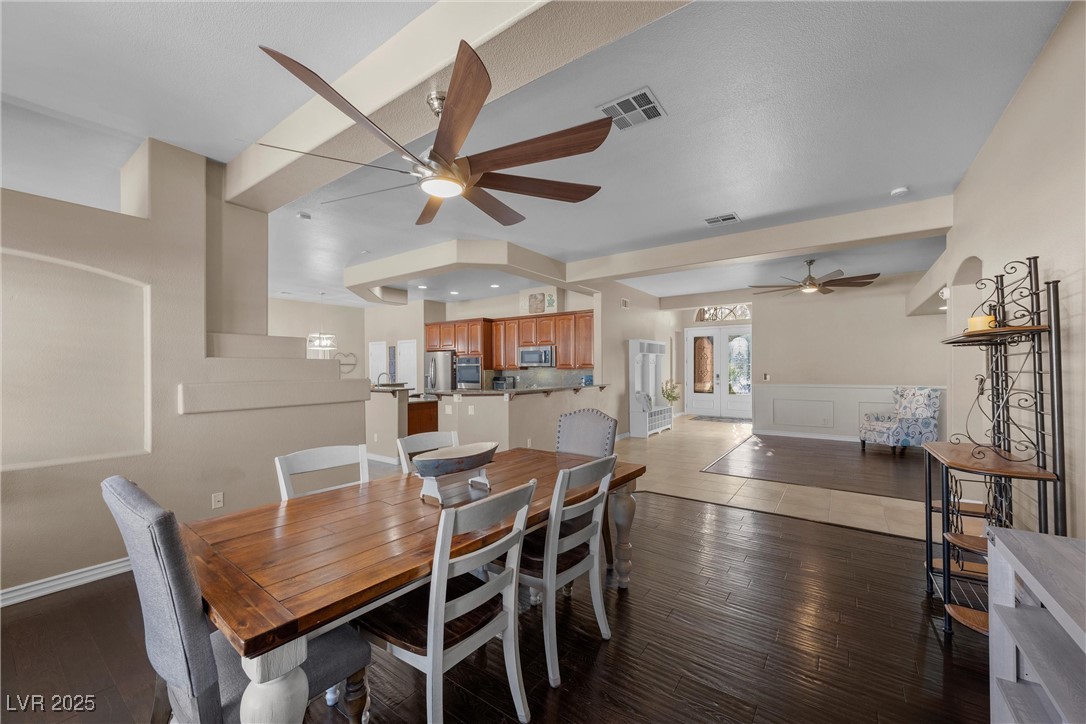 5944 Vizzi Court Property Photo 19