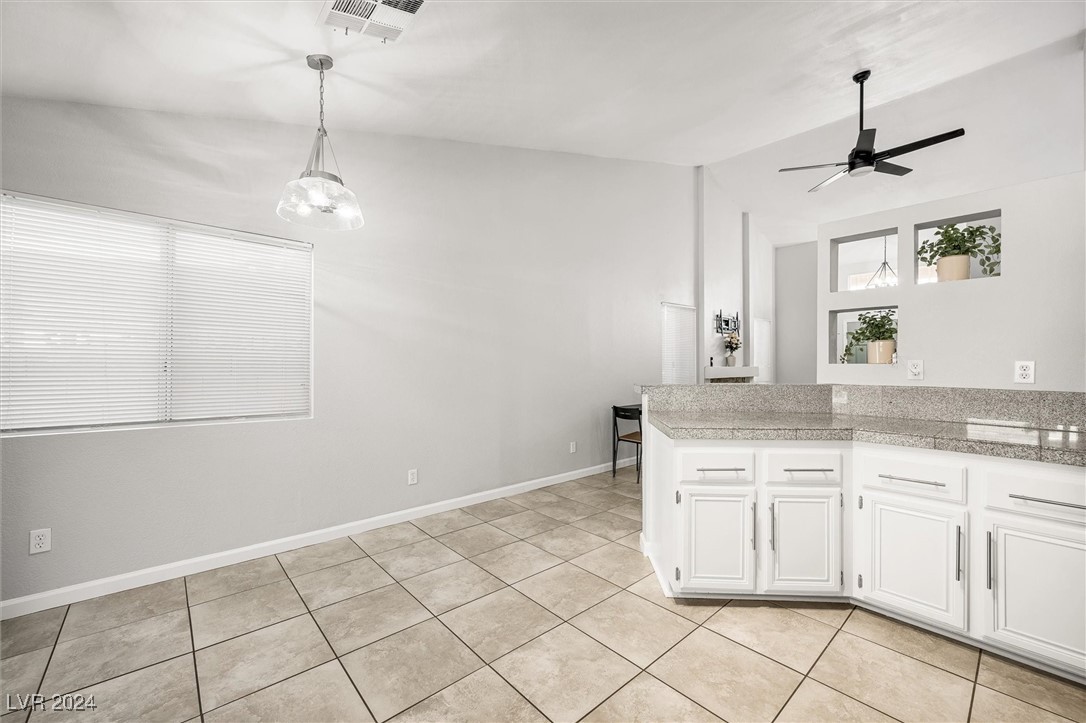 7921 Cadenza Lane Property Photo 15