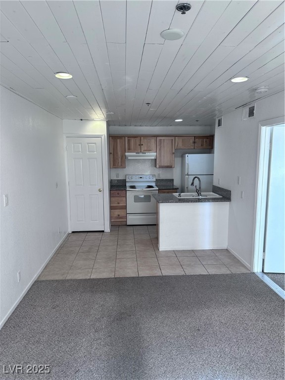 1381 East University Avenue 102 Property Photo 1