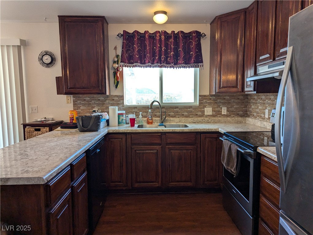 2327 Iron Drive Property Photo 10
