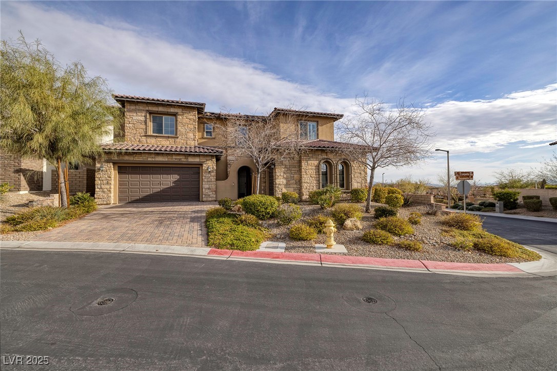 12002 Tramonto Avenue Property Photo 11