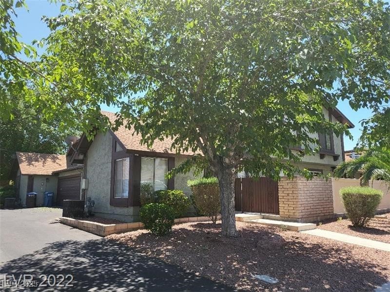 4501 Buena Vista Drive Property Photo 3