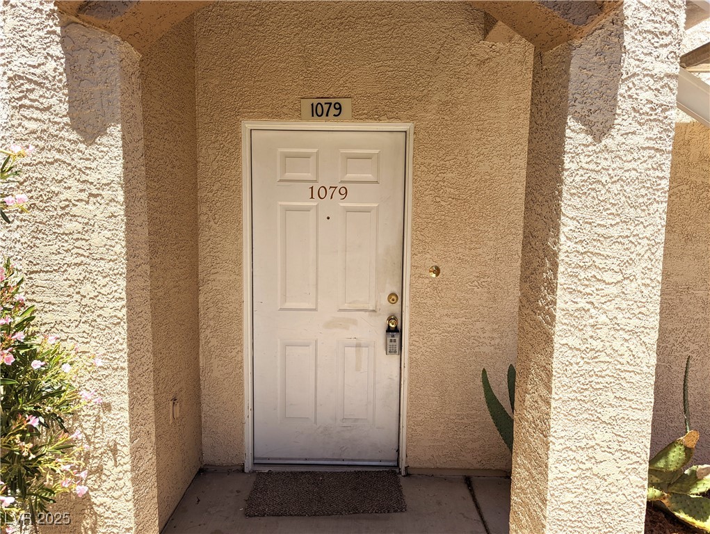 3400 Cabana Drive 1079 Property Photo 2