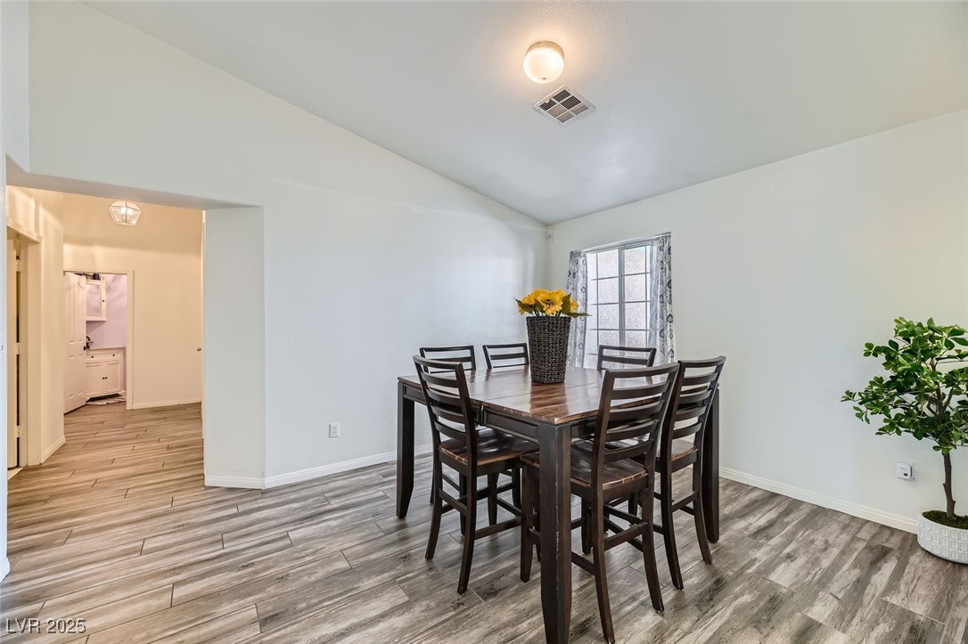3245 West Landberg Avenue Property Photo 10