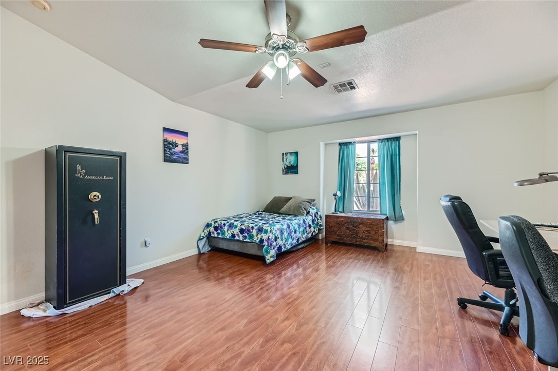 3245 West Landberg Avenue Property Photo 18