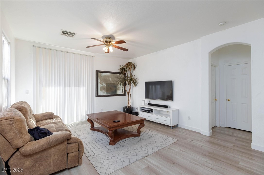 4966 Droubay Drive Property Photo 4