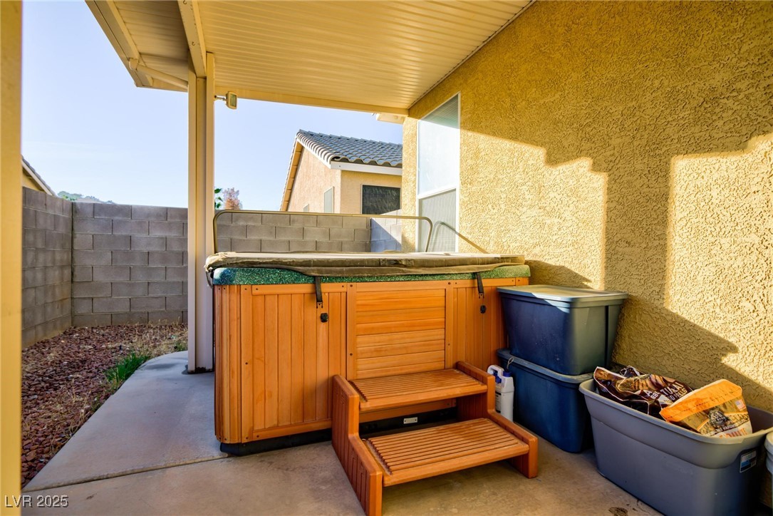 4966 Droubay Drive Property Photo 24
