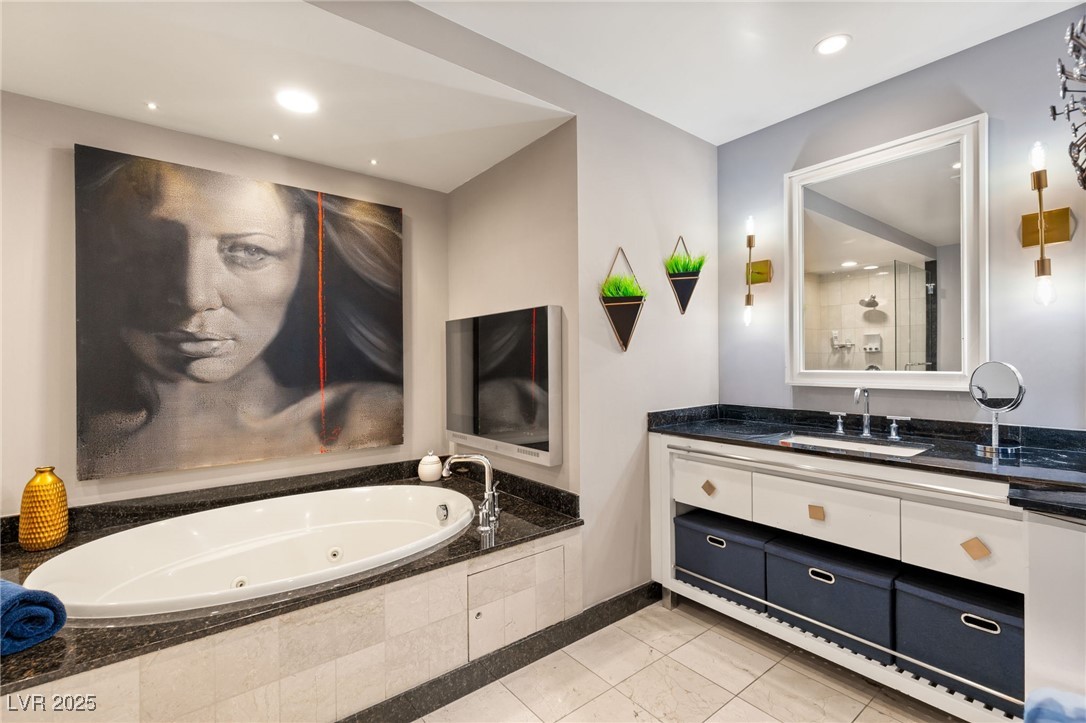 2700 Las Vegas Boulevard 3705 Property Photo 12