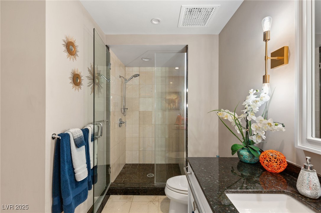 2700 Las Vegas Boulevard 3705 Property Photo 18