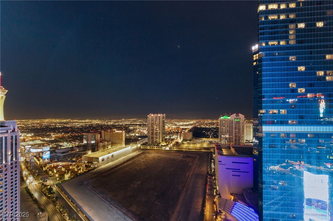 2700 Las Vegas Boulevard 3705 Property Photo 23