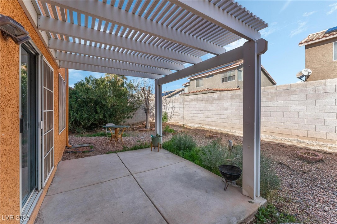 Property Photo 32