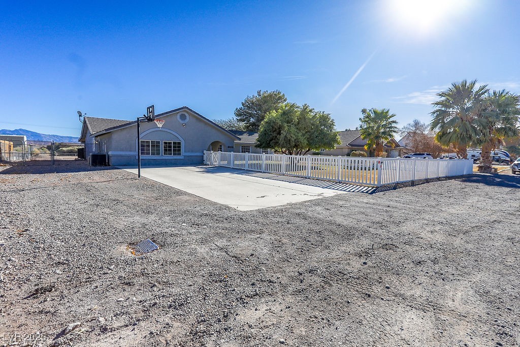 2440 Robison Farm Road Property Photo 3