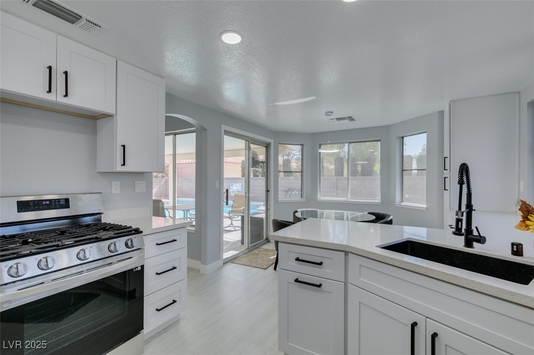 8150 Beaverbrook Way Property Photo 9