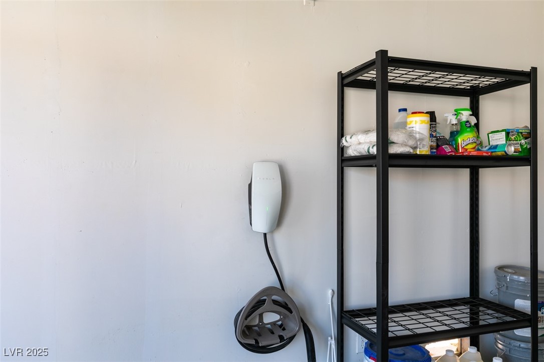 8150 Beaverbrook Way Property Photo 22