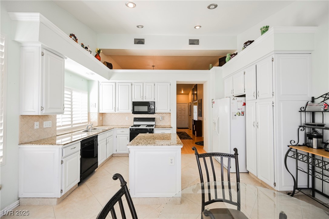 1424 Country Hollow Drive Property Photo 11