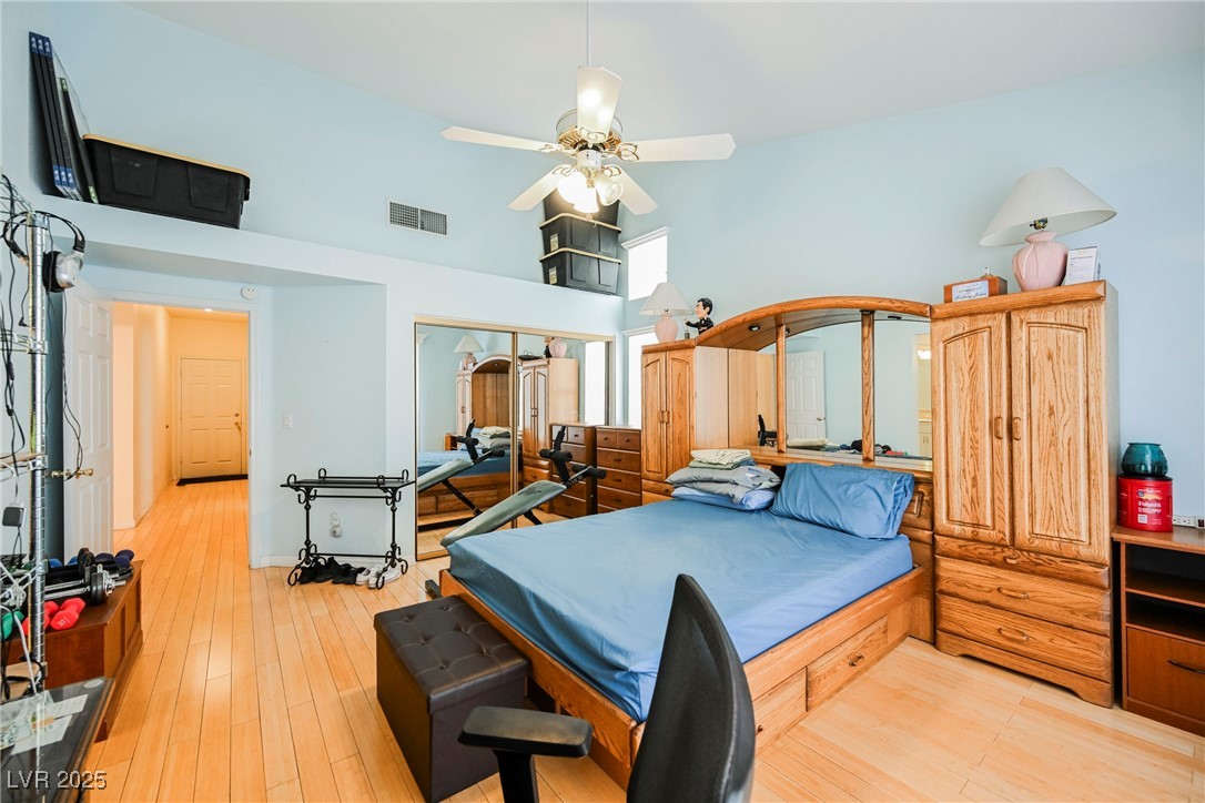 1424 Country Hollow Drive Property Photo 18