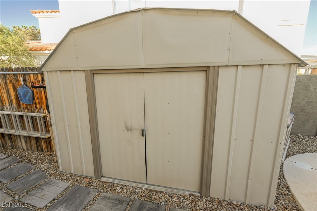 1424 Country Hollow Drive Property Photo 41