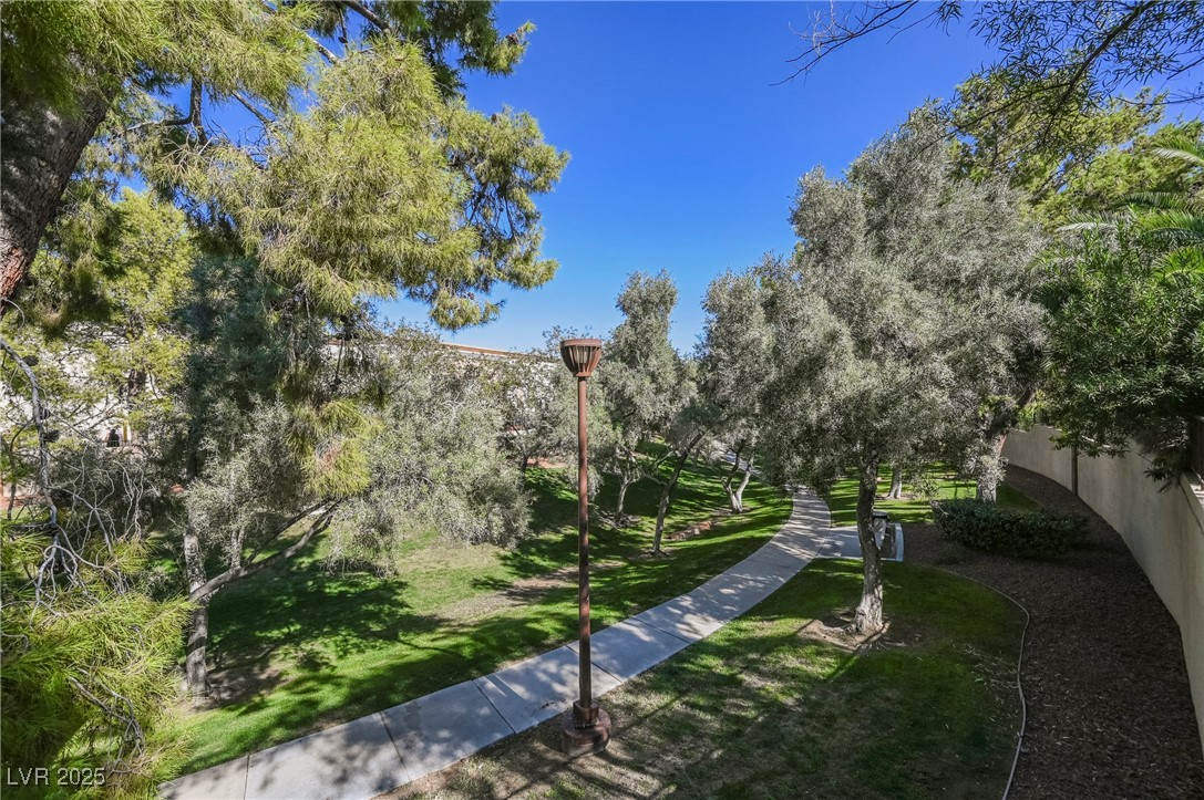 1424 Country Hollow Drive Property Photo 46