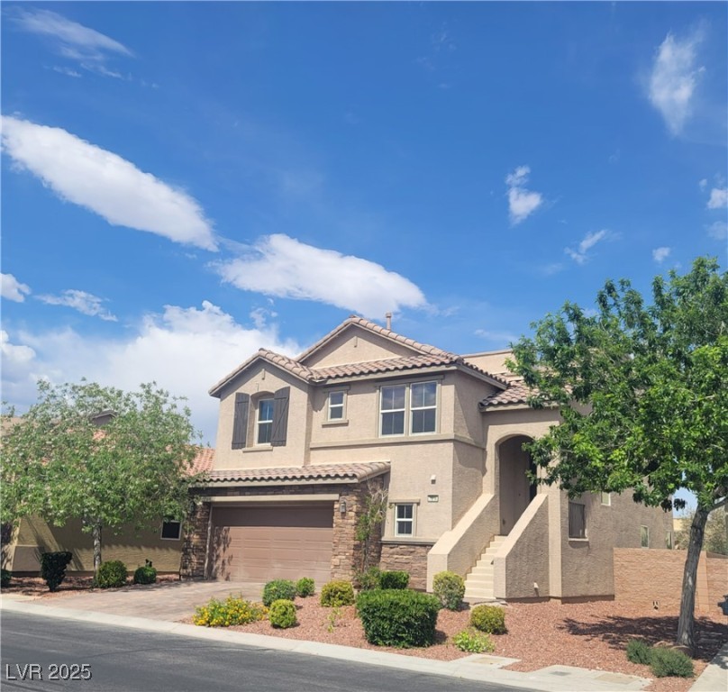 7914 Torreys Peak Street Property Photo 3