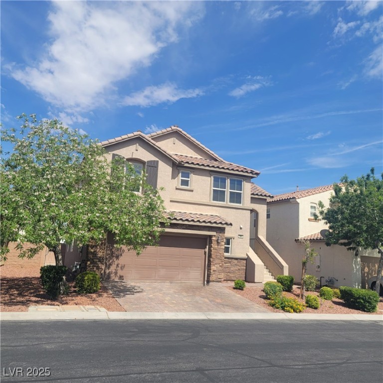 7914 Torreys Peak Street Property Photo 4