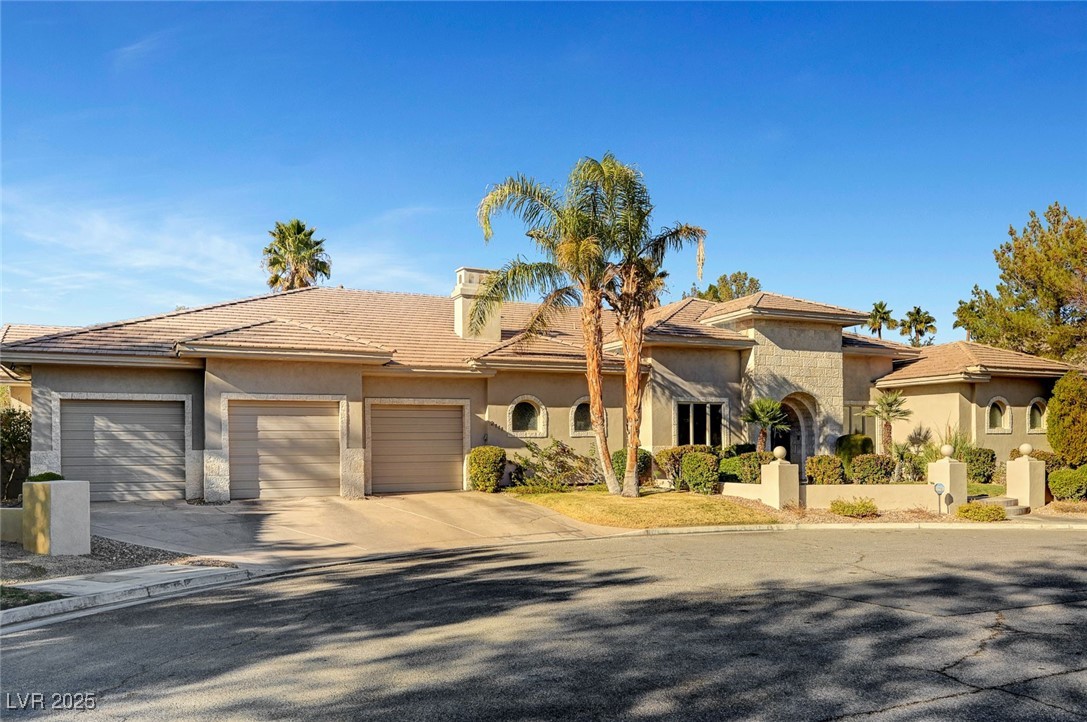 2111 Bogart Court Property Photo 4