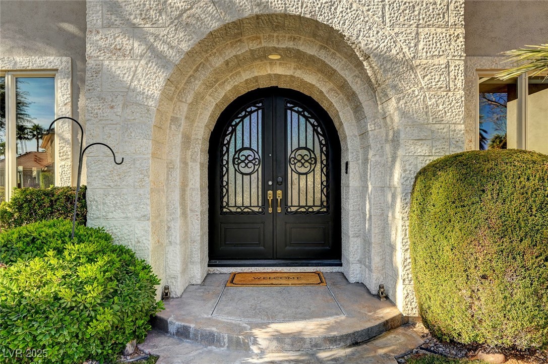 2111 Bogart Court Property Photo 8