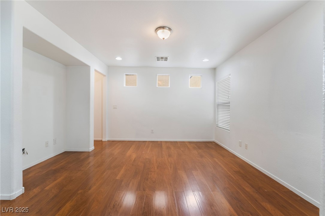 9132 Pearl Cotton Avenue Property Photo 10