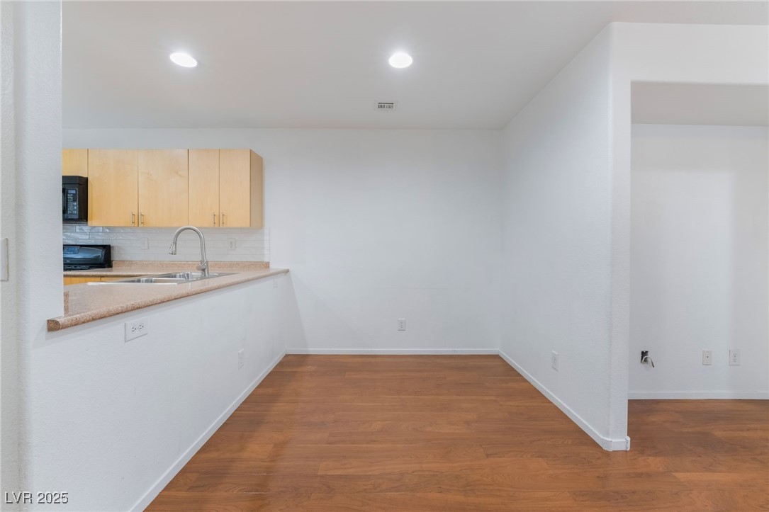 9132 Pearl Cotton Avenue Property Photo 15