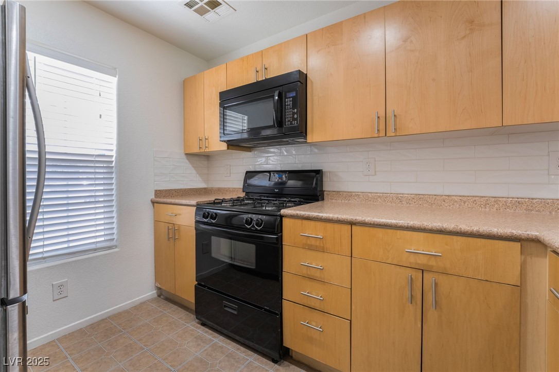 9132 Pearl Cotton Avenue Property Photo 17