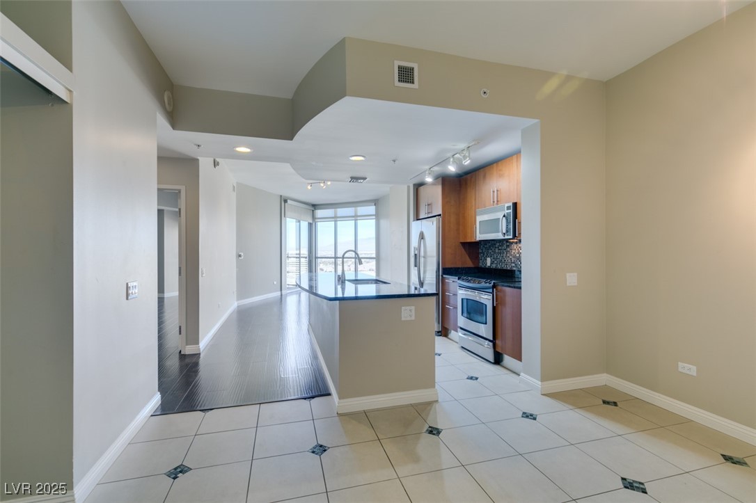 200 West Sahara Avenue 2110 Property Photo 3