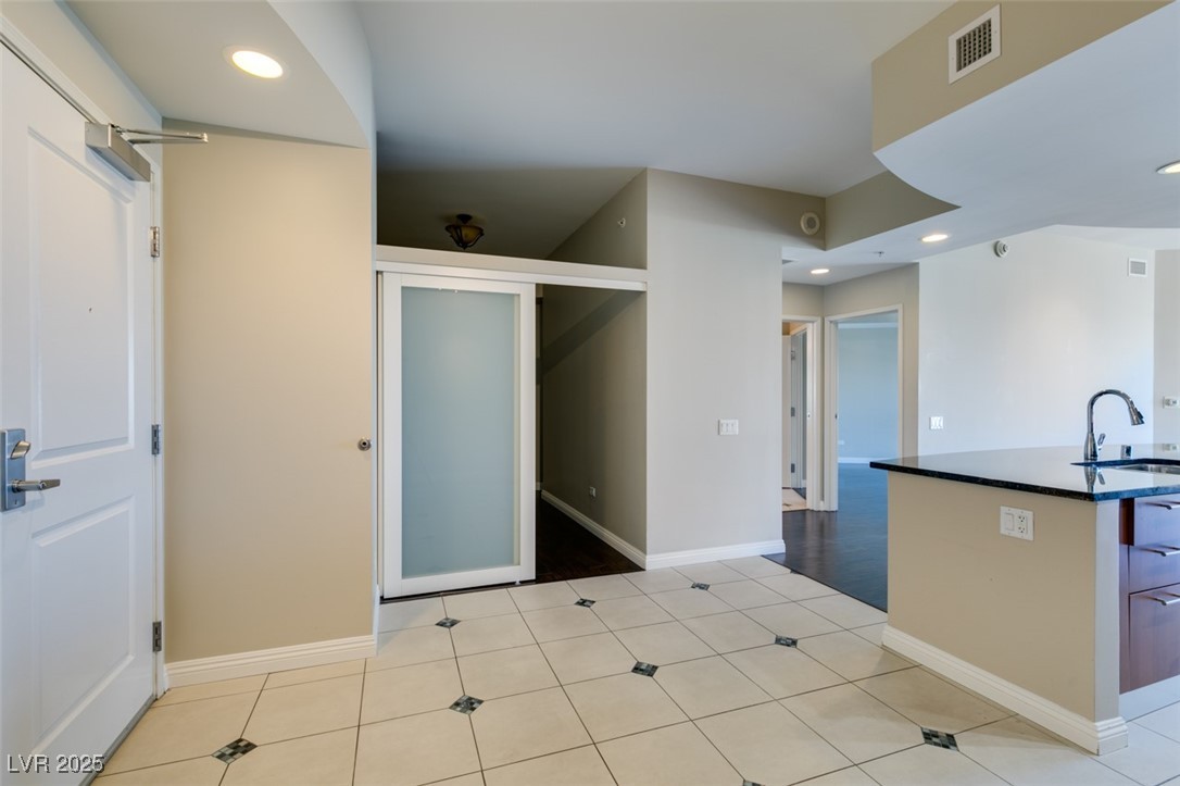 200 West Sahara Avenue 2110 Property Photo 10