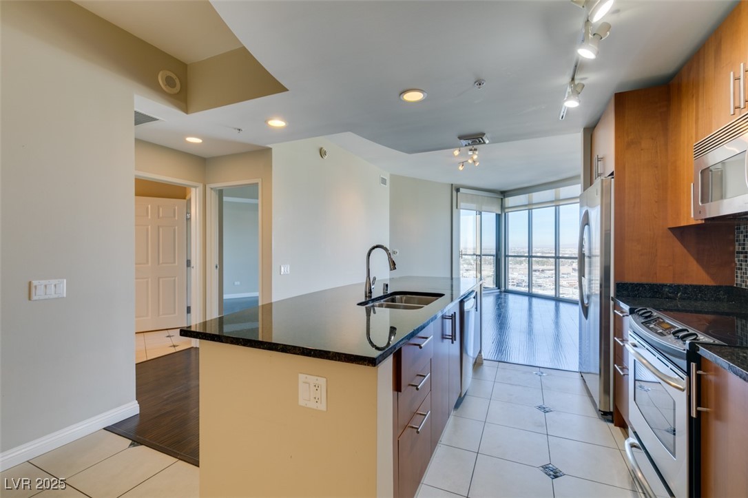200 West Sahara Avenue 2110 Property Photo 12
